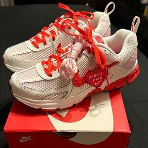 Zoom Vomero 5 Nike Kids Sneakers - Red and White